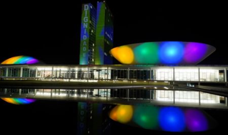 Cominidade LGBTQIA+, no Brasil, conquista direitos depois de meio século de luta